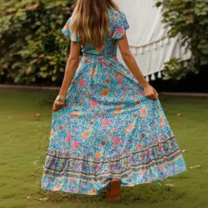Robe Kimono à motifs floraux en bleu