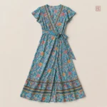 Robe légère style kimono avec fleurs