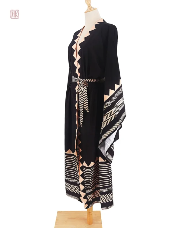 Robe à Manches Évasées pour un Look Décontracté