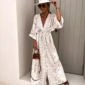 Robe kimono beige boutonnée élégante et confortable