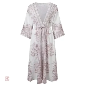 Robe beige fluide au design kimono tendance