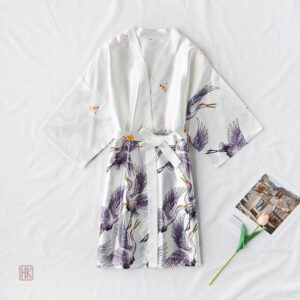 Look frais avec une robe kimono blanche