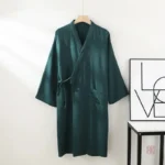 Robe kimono infusée de style, idéale pour les journées relaxantes