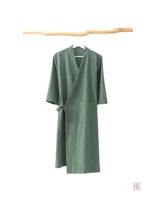 Robe en coton vert, style kimono pour journées ensoleillées