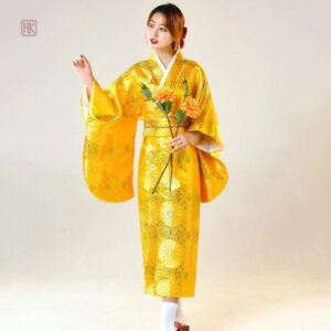 Vêtement féminin kimono japonais pour un style unique