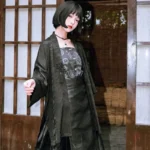 Robe kimono avec design sombre et mystérieux