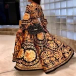 Robe kimono aux motifs raffinés et modernes