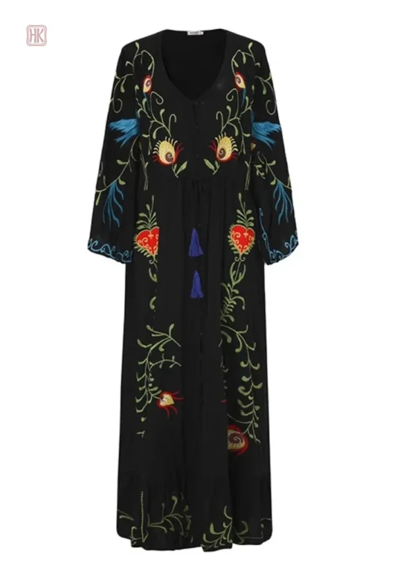 Robe kimono brodée pour un look chic