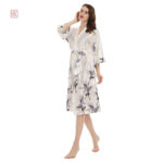 Vêtement d'intérieur féminin style kimono