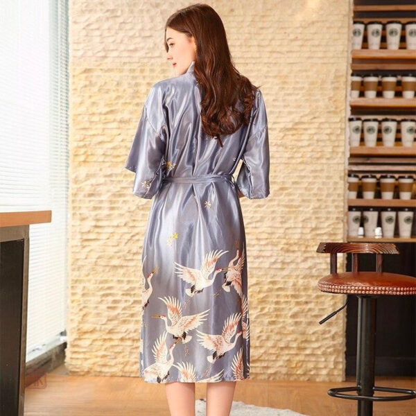 Peignoir Kimono Satin Long, élégant et confortable