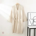 Robe Kimono versatile pour toutes les saisons