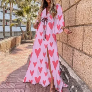 Robe Kimono Rose à motifs cœurs, élégante et tendance