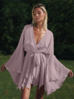 Look séduisant avec cette robe kimono