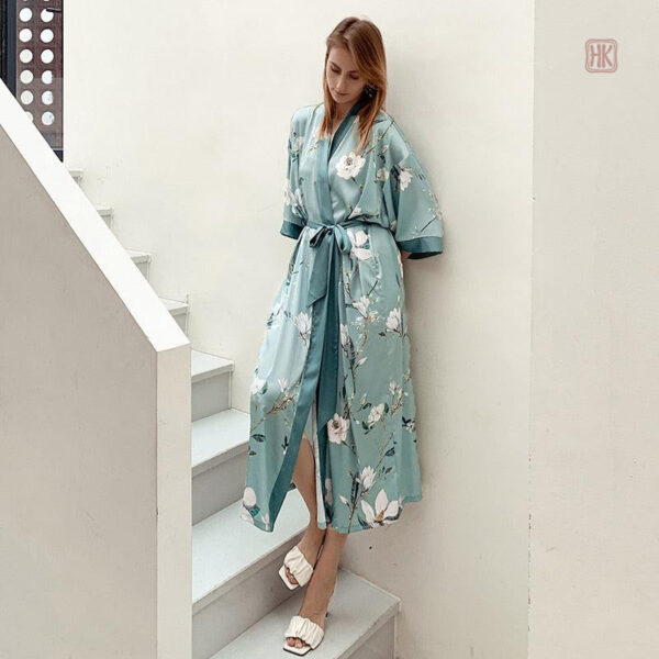 Robe kimono verte avec manches larges