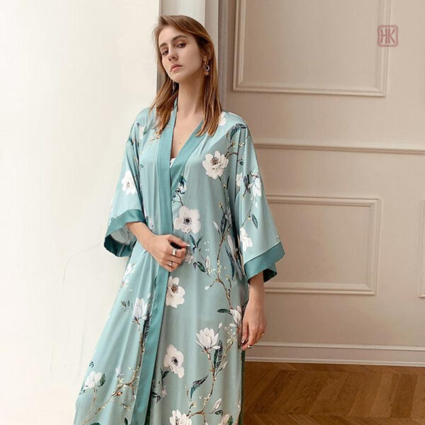 Robe verte style kimono pour un look décontracté