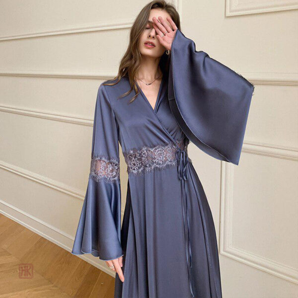 Robe kimono douce en teinte violette