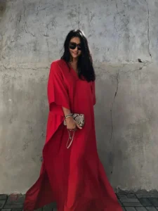 Vêtement léger inspiré du style boho, parfait pour l'été