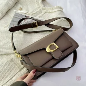 Modèle de sac femme élégant avec bandoulière