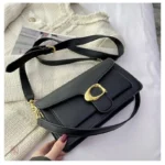 Sac pratique et stylé pour un look moderne féminin