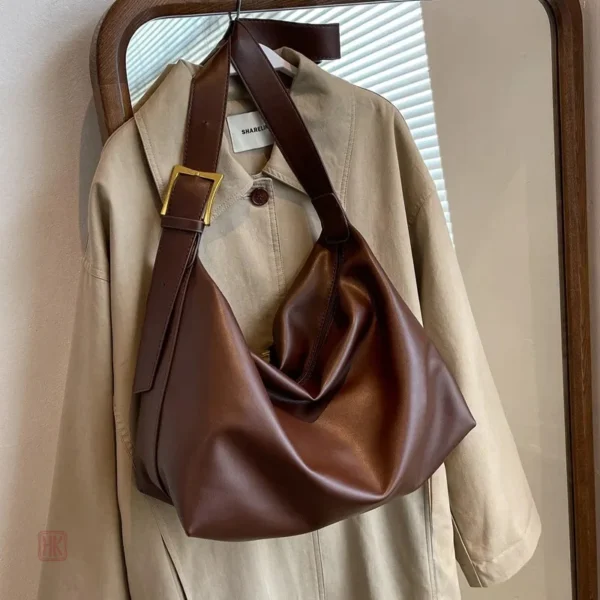 Sac épaule sobre pour un usage quotidien et stylé