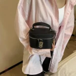 Sac rectangle tendance pour femme, style original et moderne
