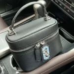 Sac rectangle femme, accessoire pratique et chic pour toutes les occasions