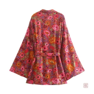 Veste courte femme aux couleurs vives, parfaite pour l'été