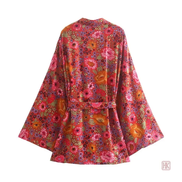 Veste courte femme aux couleurs vives, parfaite pour l'été
