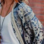Kimono en dentelle, parfait pour une tenue légère et chic