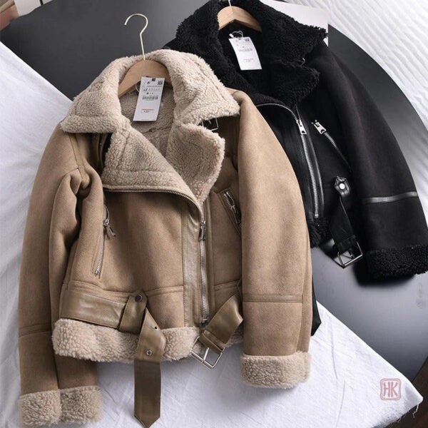 Veste en cuir douce avec col en fourrure