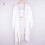 Kimono à frange pour une touche chic