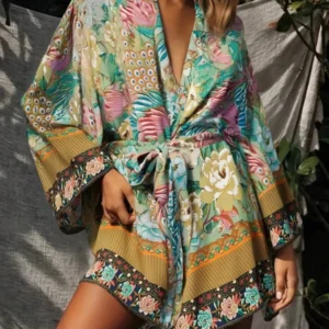Veste Kimono Femme au style bohème élégant