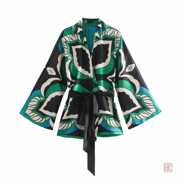 Kimono femme au design bohème et floral