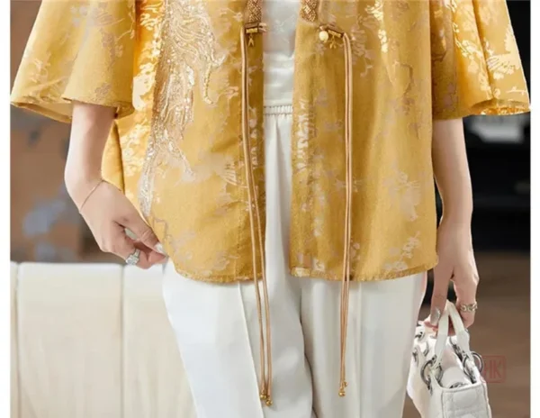 Veste kimono moderne pour occasions spéciales