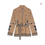 Kimono élégant à motifs pour compléter votre tenue