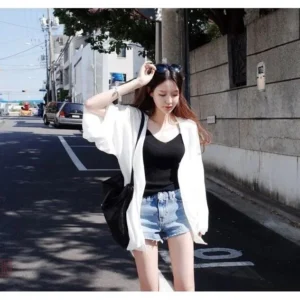 Veste kimono blanche pour un look chic et décontracté