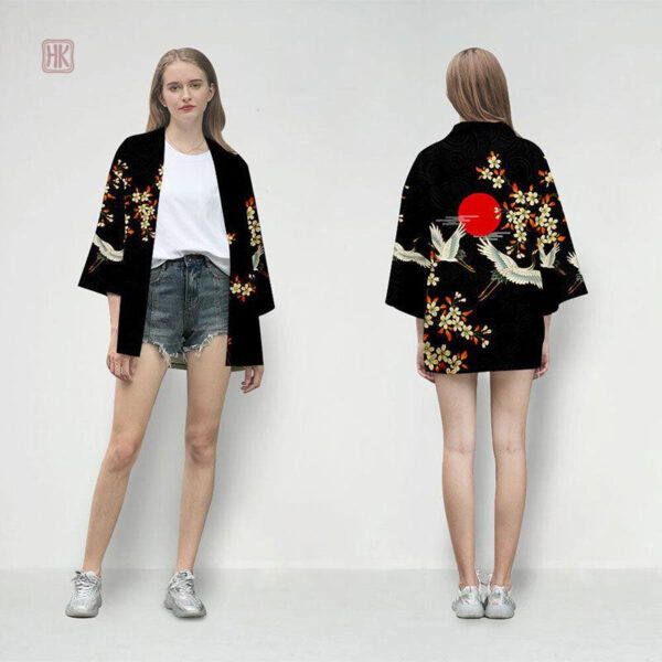 Veste kimono avec design fleuri pour la saison