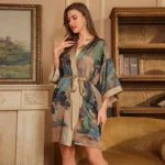 Veste kimono soyeuse pour un look chic