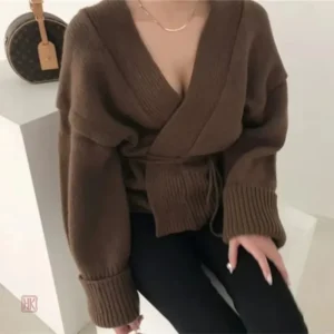 Veste tricot femme, parfaite pour un look bohème chic