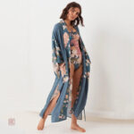 Kimono femme au design fleuri raffiné
