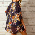 Veste kimono fleurie noire pour femme