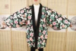 Robe kimono légère au design floral élégant