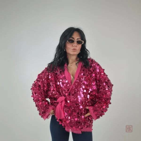 veste-kimono-fuchsia-a-paillettes-1 Veste Kimono Fuchsia à Paillettes pour femme