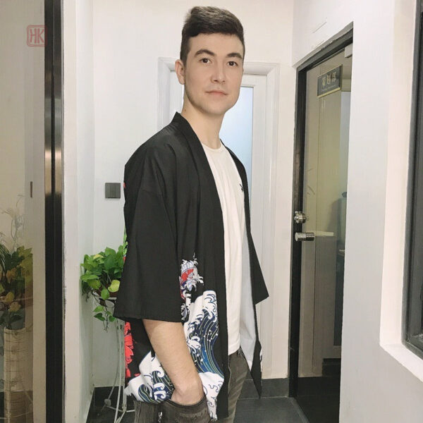 Kimono japonais avec motif de dragon en bleu