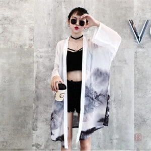 Veste kimono avec motifs délicats, ample et confortable