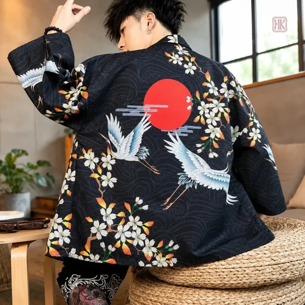 Kimono japonais pour hommes avec design élégant de grues