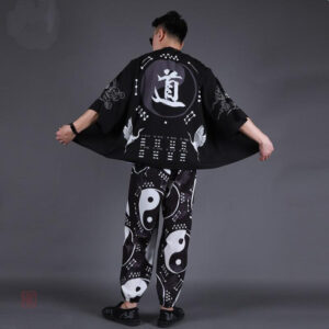 Veste kimono homme, design traditionnel, confort moderne