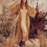 Kimono long féminin de couleur jaune, style décontracté