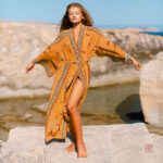 Kimono jaune tendance pour un look chic et moderne