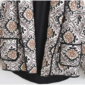 Veste féminine élégante en style kimono